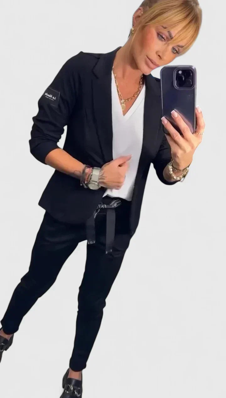 Carine | Elegantni Set od Dva Delа