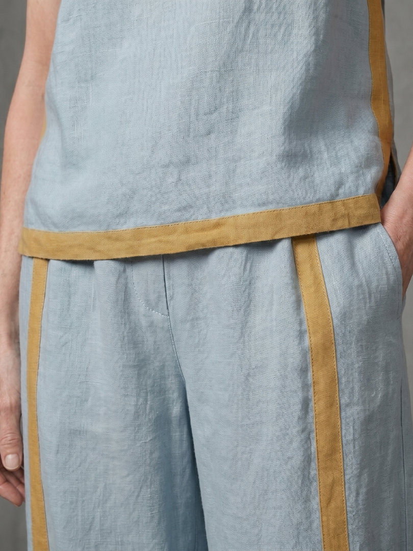 Lavinia | Top bez rukava i široke pantalone sa kontrastnim detaljima