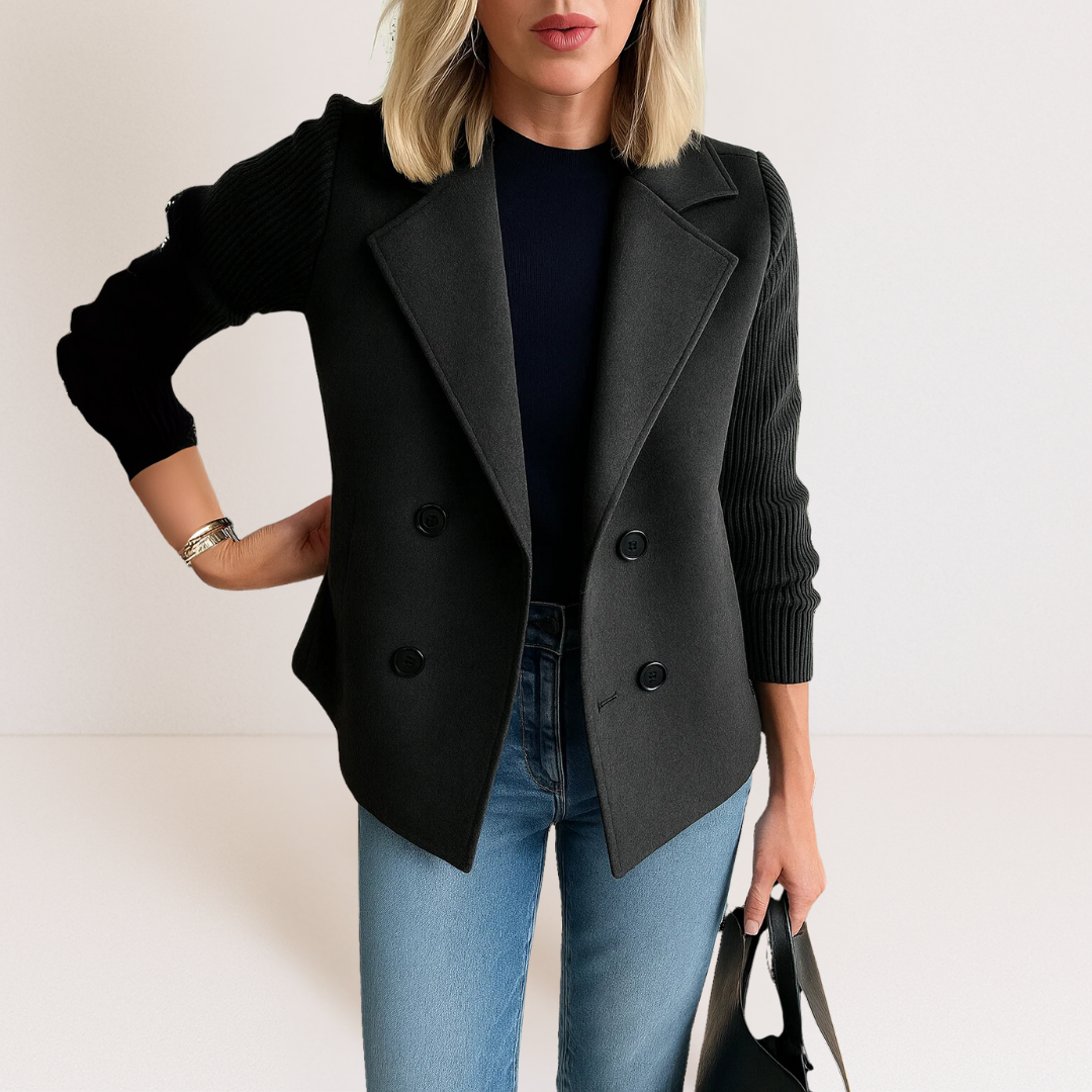 BISERKA | Elegantna jakna sa pletenim rukavima.