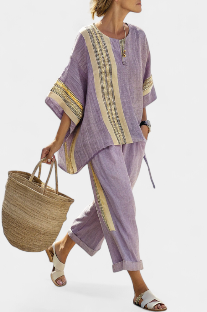 Ophelie | Elegantna Lavanda Majica i Pantalone sa Senf Prugama
