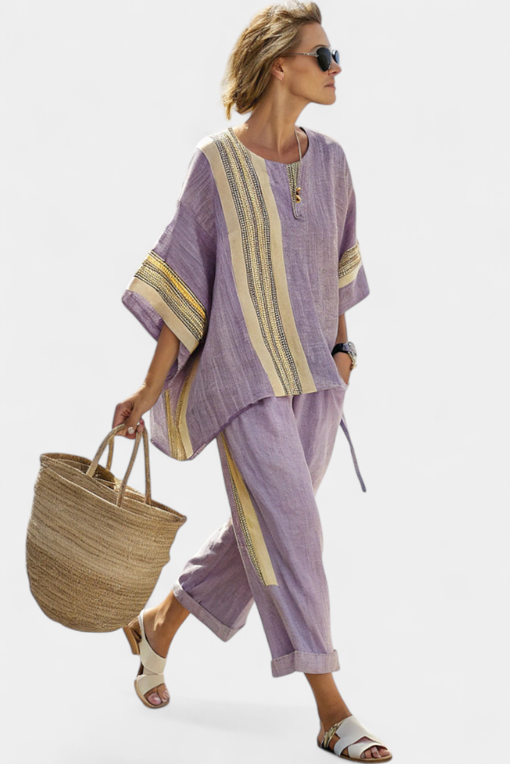 Ophelie | Elegantna Lavanda Majica i Pantalone sa Senf Prugama