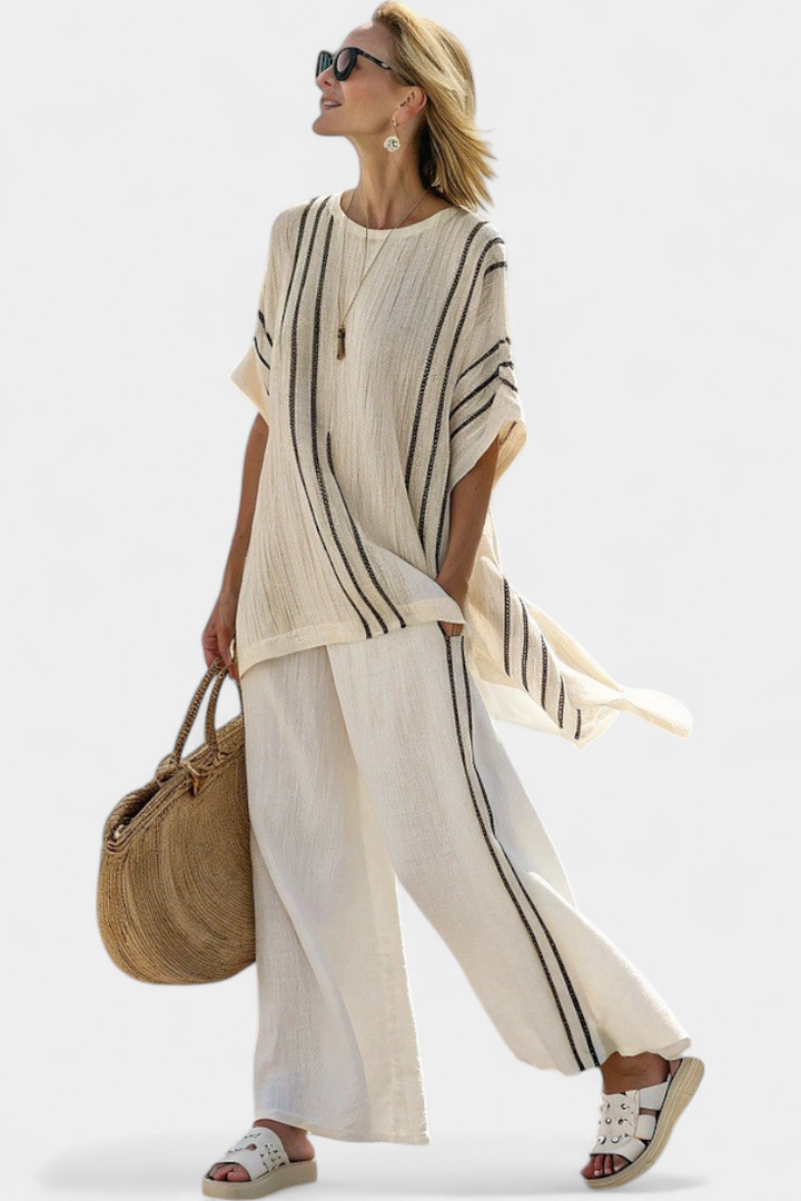 Alma | Elegantna Ivory Lanena Bluzica i Crne Prugaste Pantalone