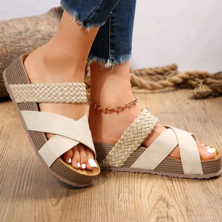 Doriane - Modne Ortopedske Sandale