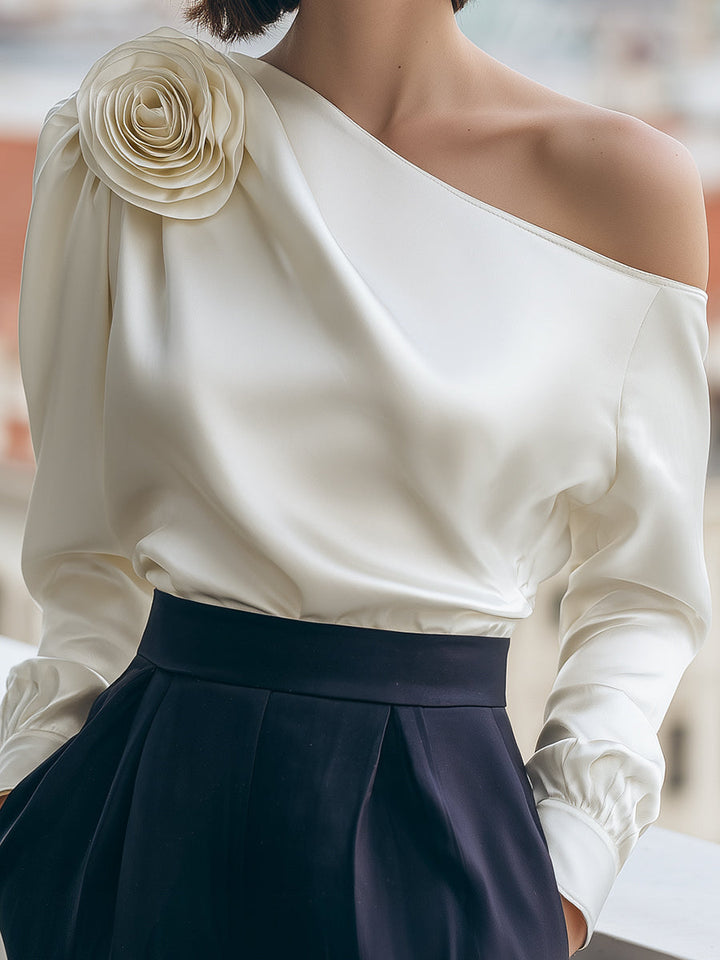 Karolina Satenski Top Na Jedno Rame Sa 3D Cvjetnim Appliqué-om