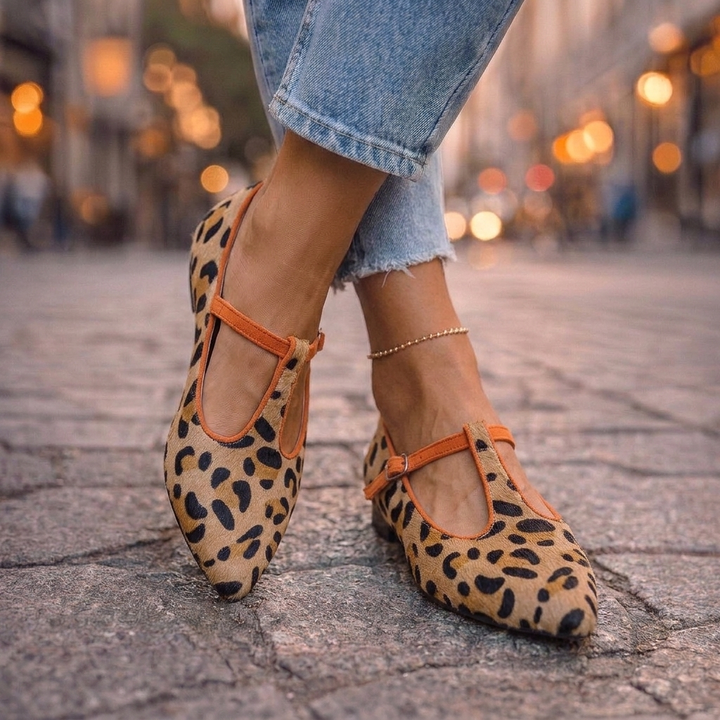 Coraline | Leopard cipele sa špicem i kopčom